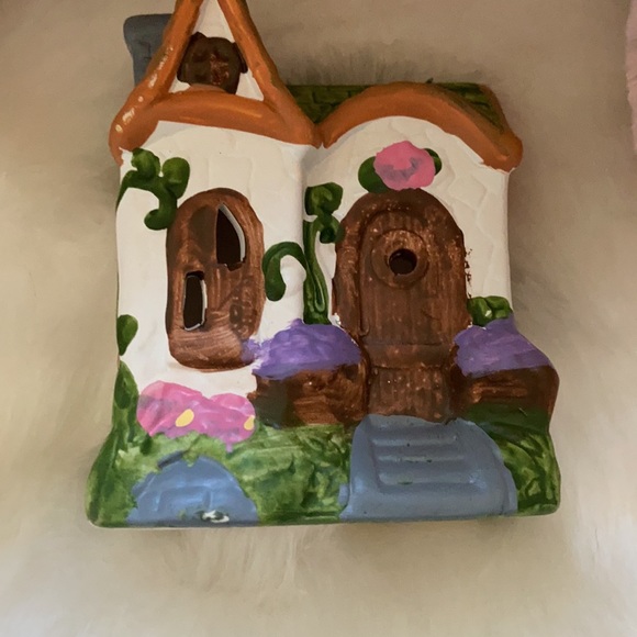 Miniature size fairy house for planter - Picture 3 of 4